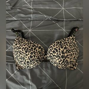 ❌SOLD❌ Victoria Secret uplift plunge bra